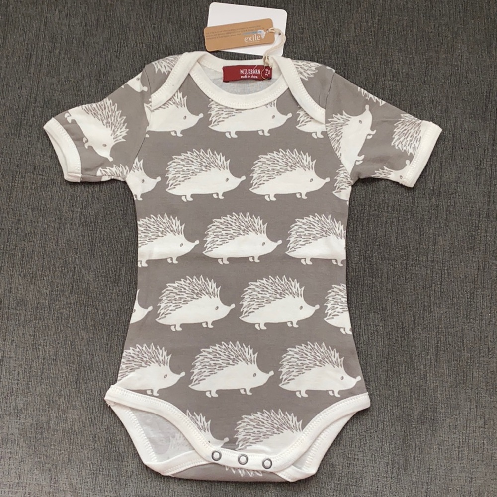NWT Milkbarn Hedgehog Onesie Short Sleeve sz 3-6 months